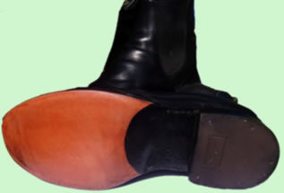R M Williams Brisbane repair Heel  r m williams Leather soles and heel repair